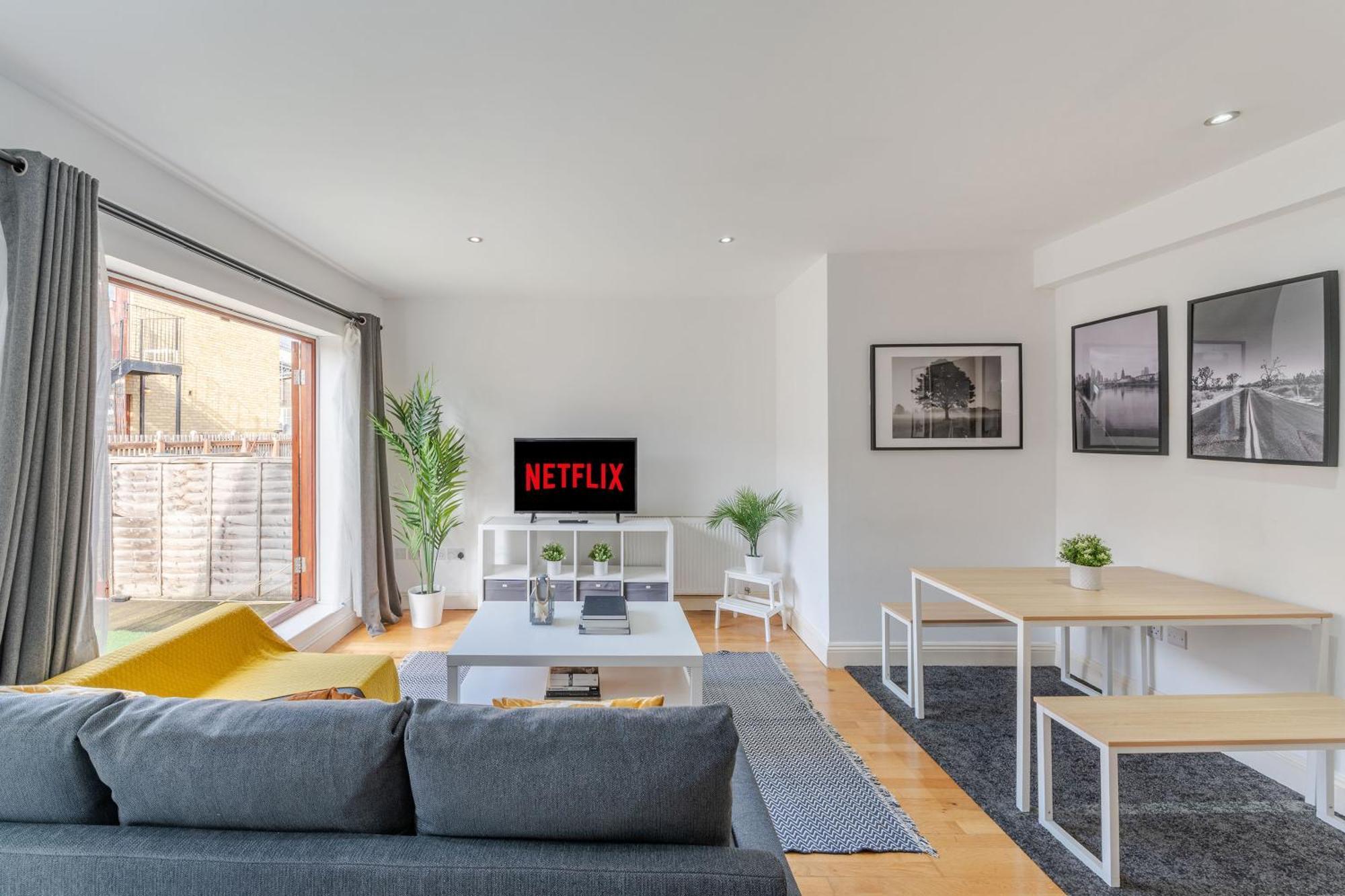 London Waterloo Apartment With Large Private Terrace - View Of The London Eye - 1 Bedroom 1 Bath 外观 照片